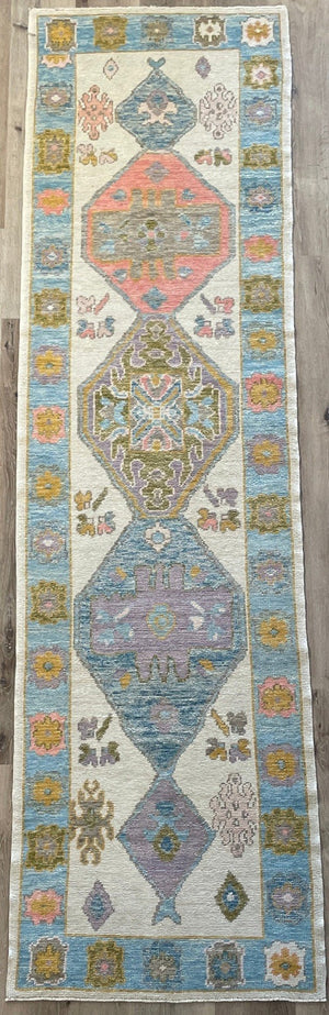 Modern Angora Oushak