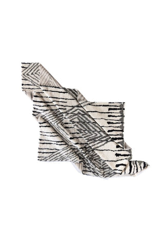 LOOM BLACK WHITE